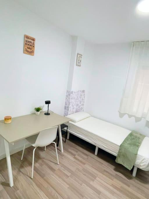 Modern Apartment In Malaga - Rosas المظهر الخارجي الصورة