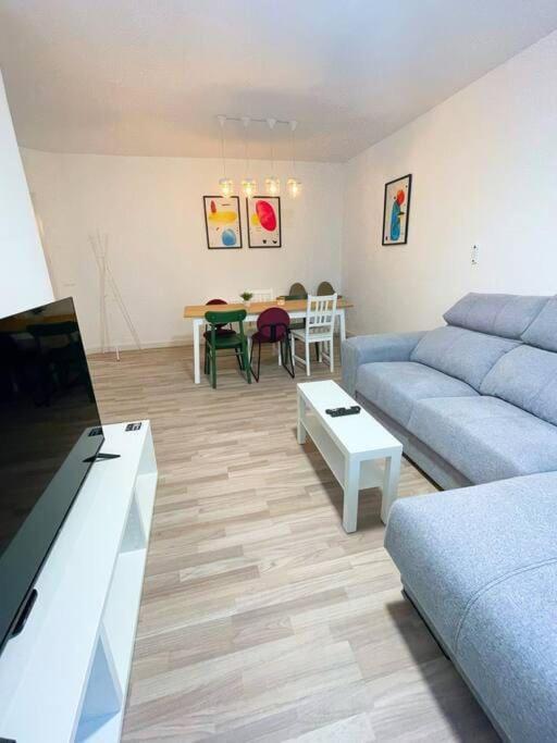 Modern Apartment In Malaga - Rosas المظهر الخارجي الصورة
