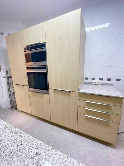 Modern Apartment In Malaga - Rosas المظهر الخارجي الصورة