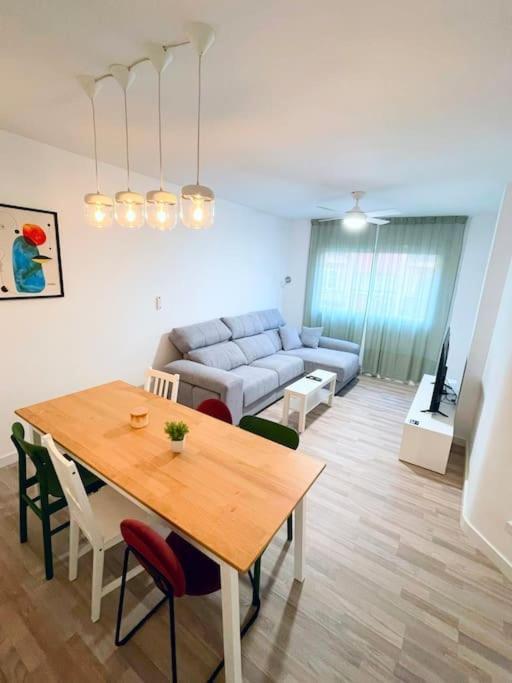 Modern Apartment In Malaga - Rosas المظهر الخارجي الصورة